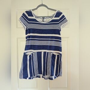 Striped Blue and White Short Sleeve Top